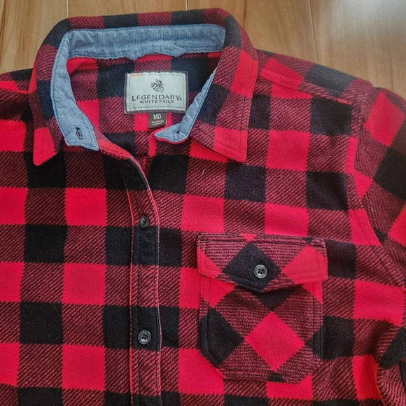 Legendary Whitetails Red Black Checked Plaid Flannel Sirt Size Medium - Picture 5 of 7